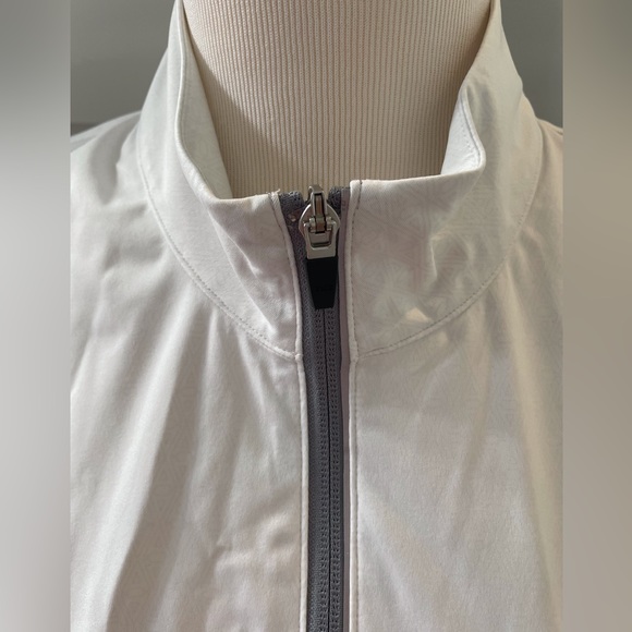 Annika Cutter Buck Ladies White Golf Vest. - Picture 3 of 9